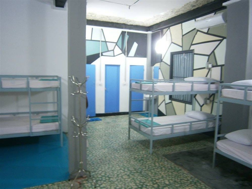 The Living Quarters Hostel 543 Siem Reap Buitenkant foto